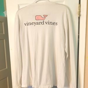 Men’s white Vineyard Vines Long Sleeve!
